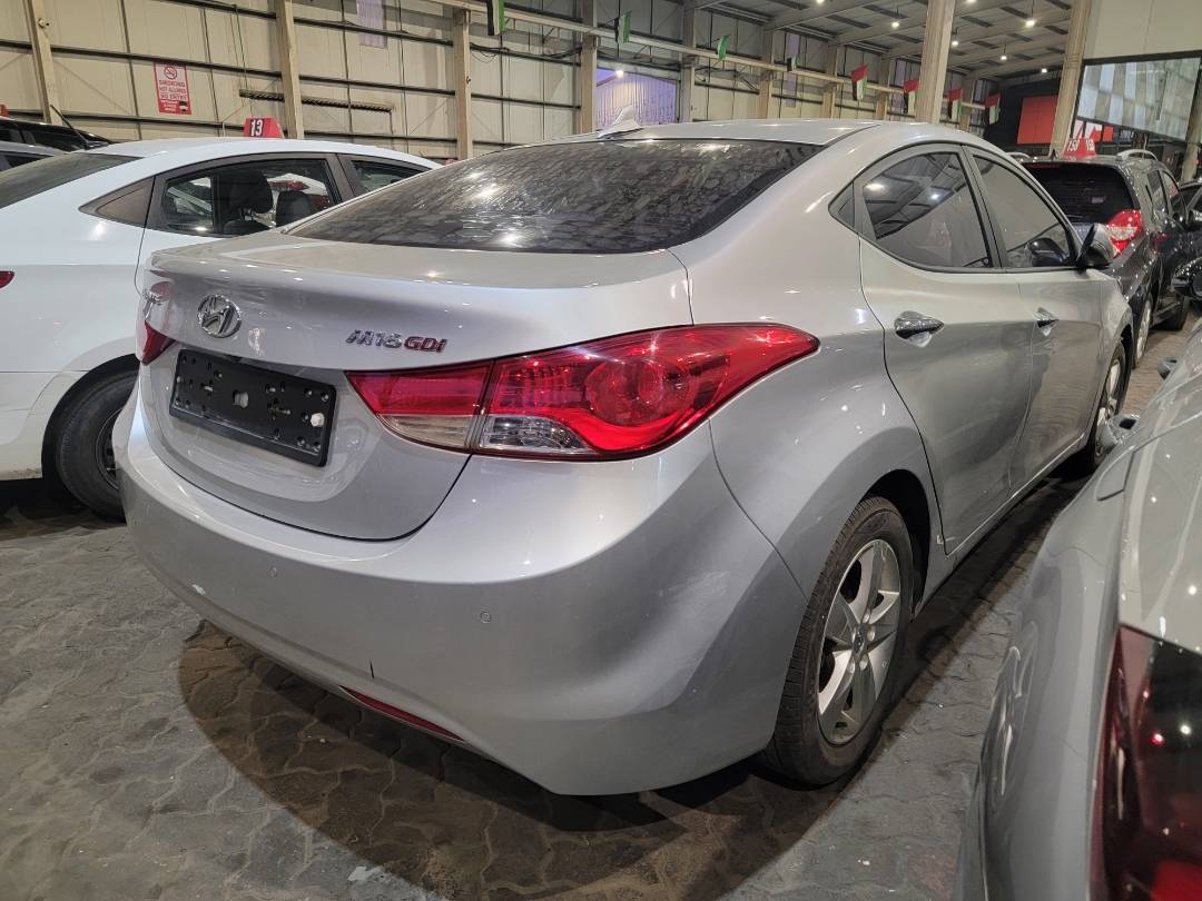 2012 HYUNDAI AVANTE — 175575 KM — Lot 345029 — Main - Marhaba Auctions Used Cars - Image 4