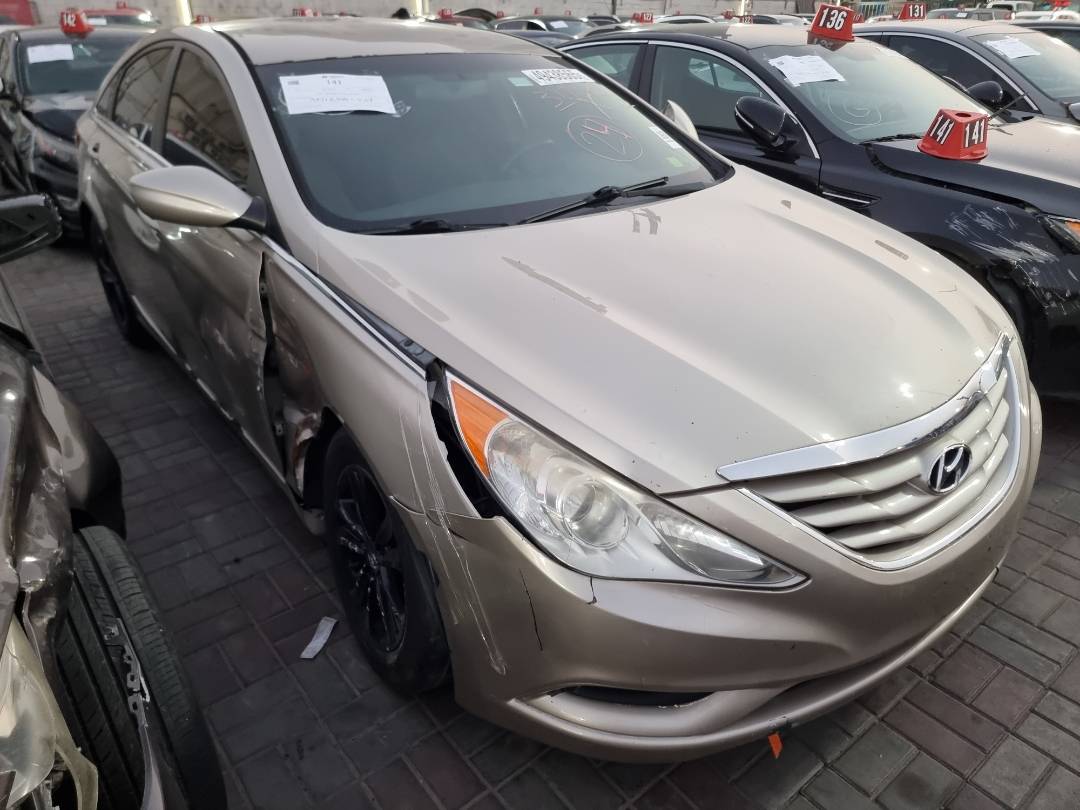 2012 HYUNDAI SONATA — 198009 Miles — Lot 27391 — Souq - Marhaba Auctions Used Cars - Image 3