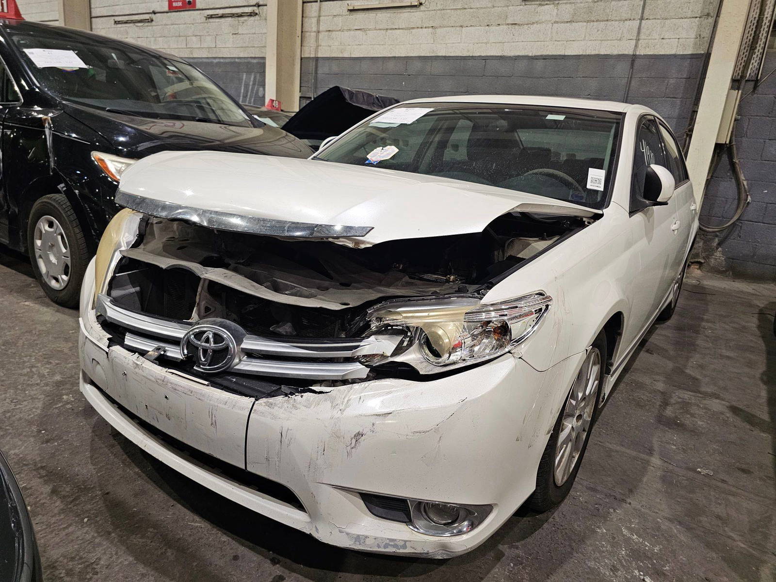 TOYOTA AVALON 2012 - Marhaba Auction Used Cars - Image 5