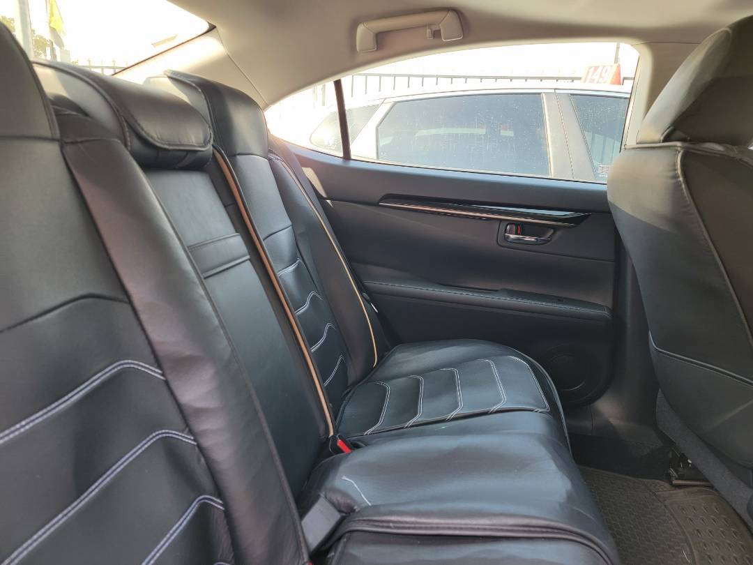 2014 LEXUS ES 350 — 165284 Miles — Lot E2140231 - Marhaba Auctions Used Cars - Image 5