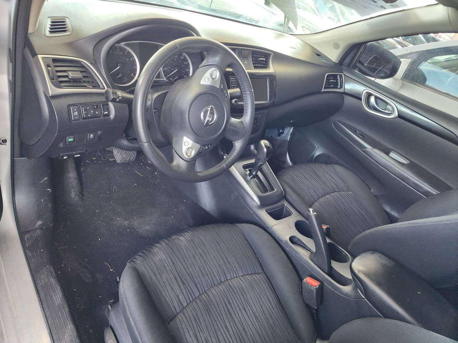 2019 NISSAN SENTRA — 66359 Miles — Lot 44577173 - Marhaba Auctions Used Cars - Image 4