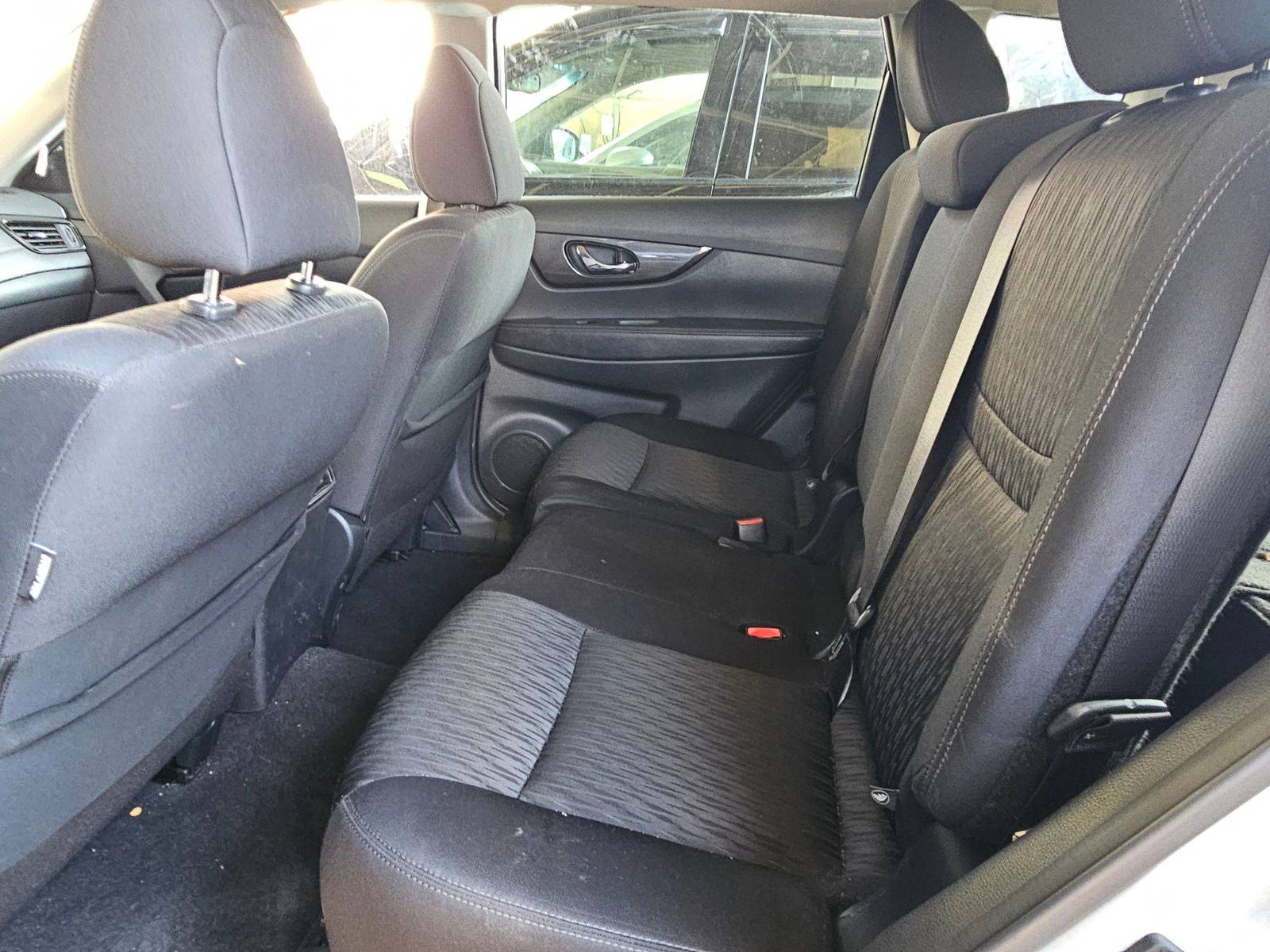 2018 NISSAN ROGUE — 101118 Miles — Lot 80459335 — Souq - Marhaba Auctions Used Cars - Image 10