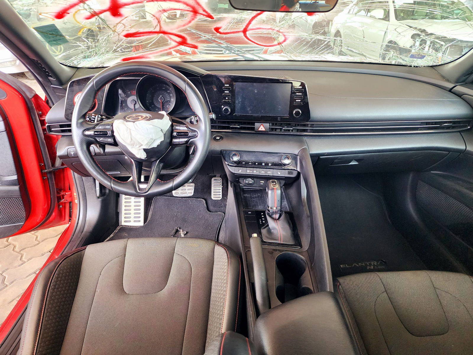 2022 HYUNDAI ELANTRA — 79454 Miles — Lot NU241189 — Souq - Marhaba Auctions Used Cars - Image 7