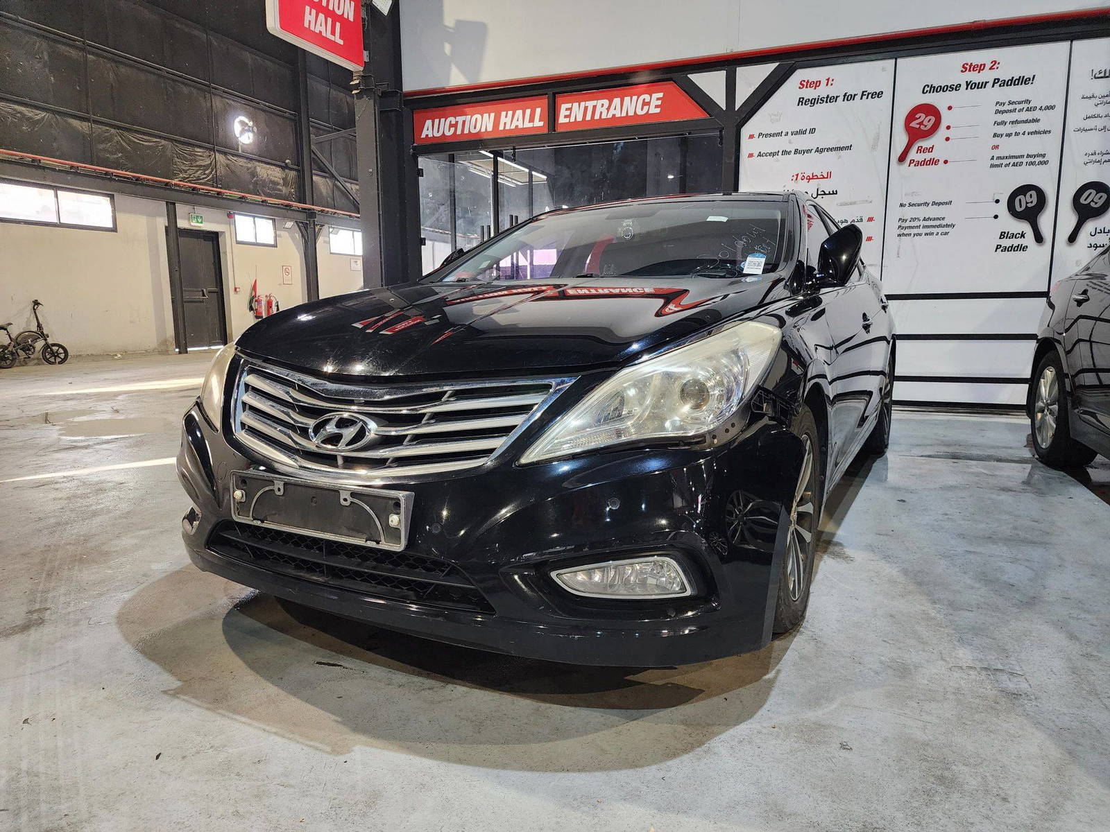 2012 HYUNDAI GRANDEUR — 163833 KM — Lot 132935 — Al Quoz - Marhaba Auctions Used Cars - Image 4