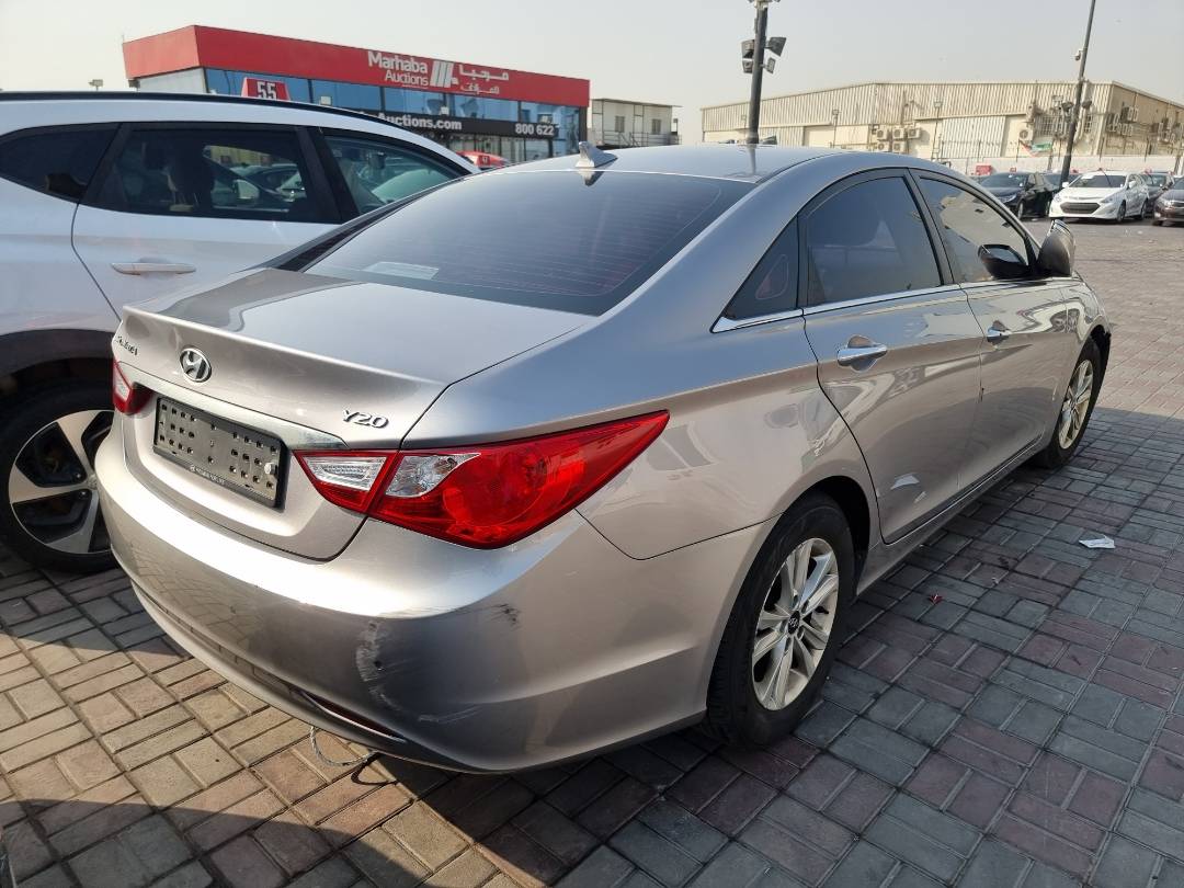 2012 HYUNDAI SONATA — 250764 KM — Lot 395206 — Souq - Marhaba Auctions Used Cars - Image 5