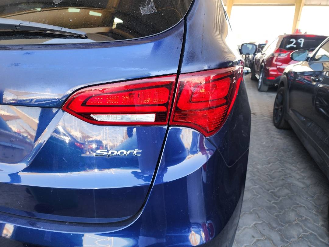 2017 HYUNDAI SANTA FE — 157408 Miles — Lot 38126704 - Marhaba Auctions Used Cars - Image 11