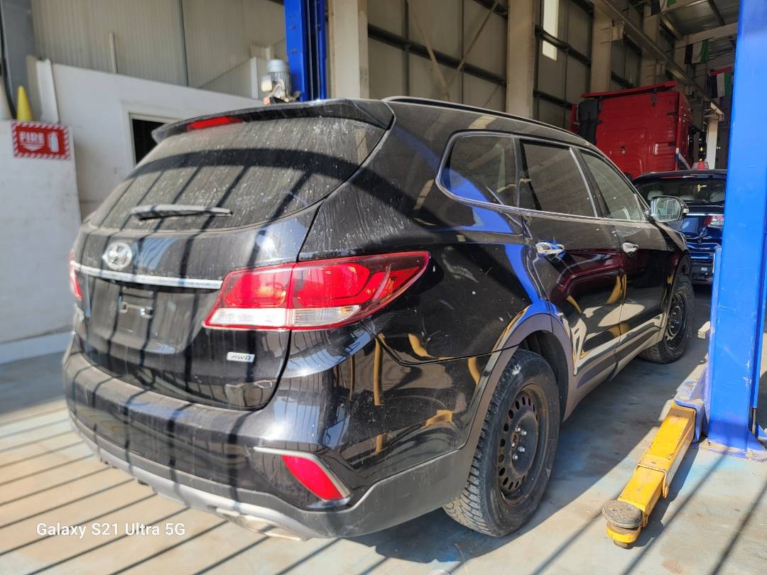 2019 HYUNDAI SANTA FE — 165235 KM — Lot KU301401 — Main - Marhaba Auctions Used Cars - Image 3