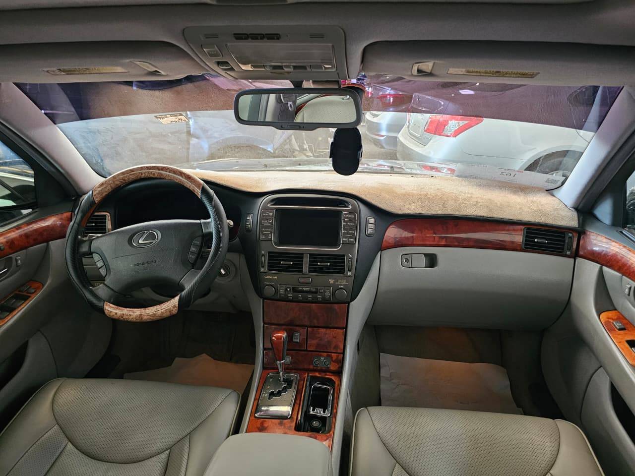 2004 LEXUS LS 430 — 206256 Miles — Lot 0140559 — Main - Marhaba Auctions Used Cars - Image 7