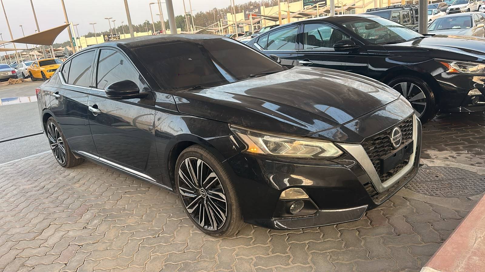 2019 NISSAN ALTIMA — 188120 KM — Lot 2KC213875 — Souq - Marhaba Auctions Used Cars - Image 4