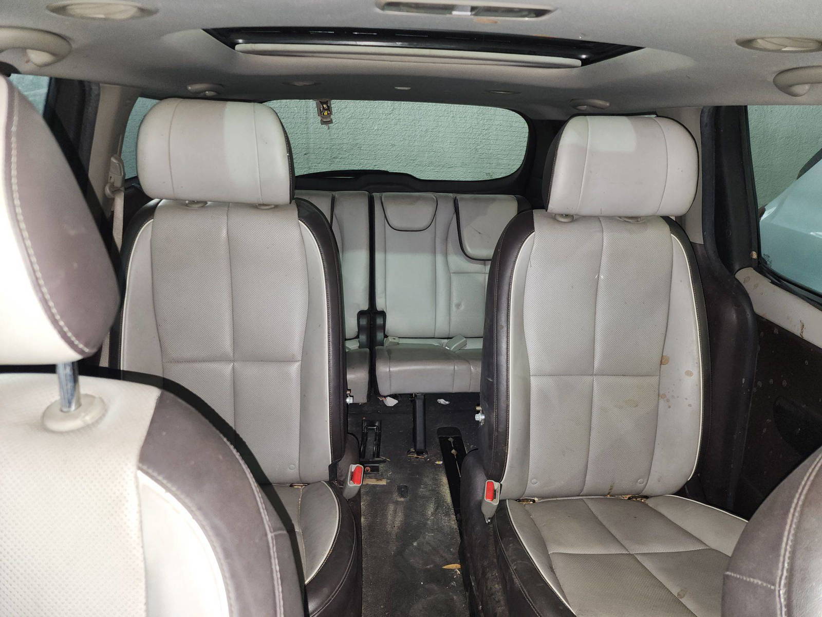 KIA SEDONA 2015 - Marhaba Auction Used Cars - Image 11