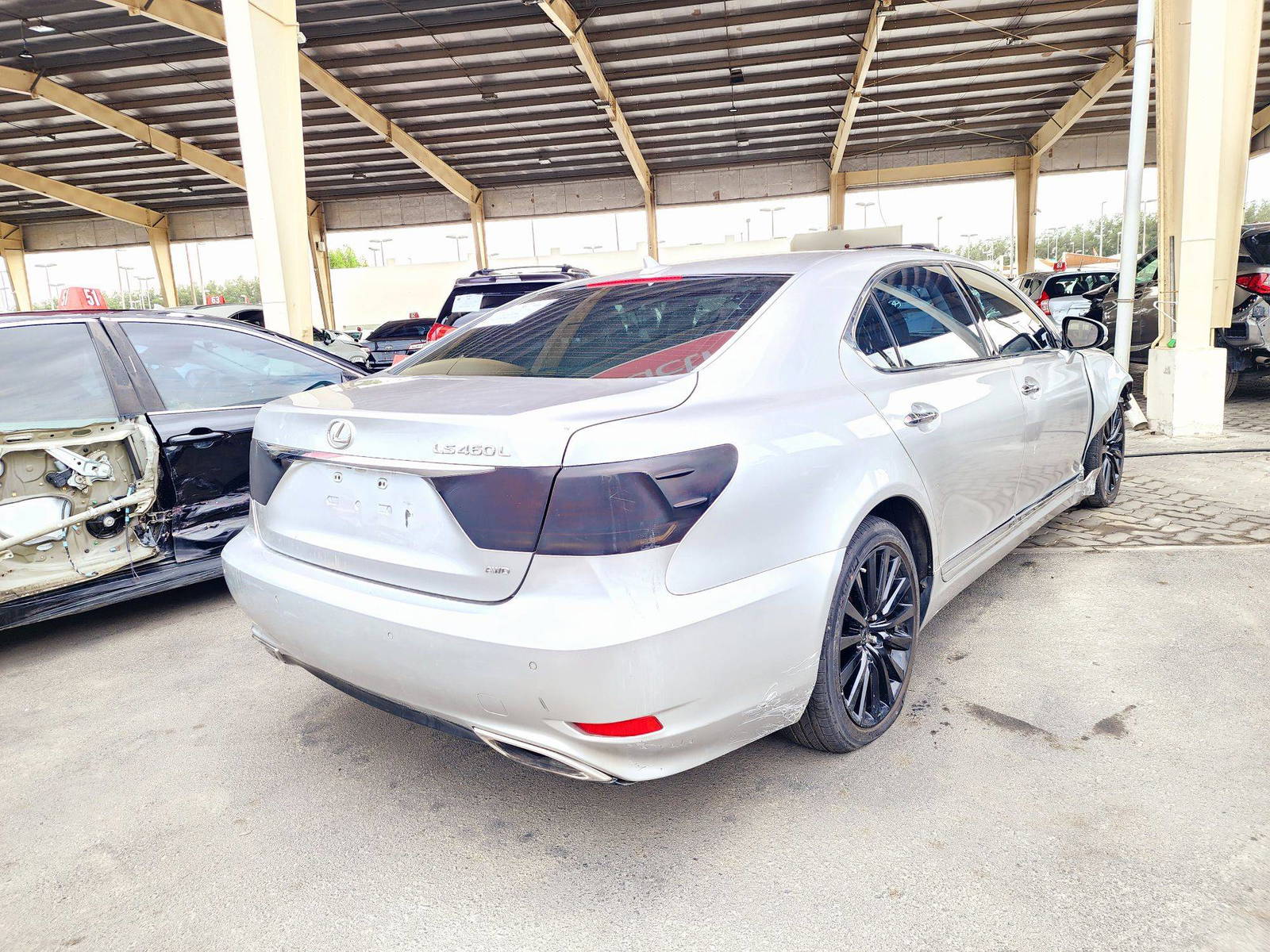 2013 LEXUS LS 460 — 116942 Miles — Lot D5006067 — Souq - Marhaba Auctions Used Cars - Image 3