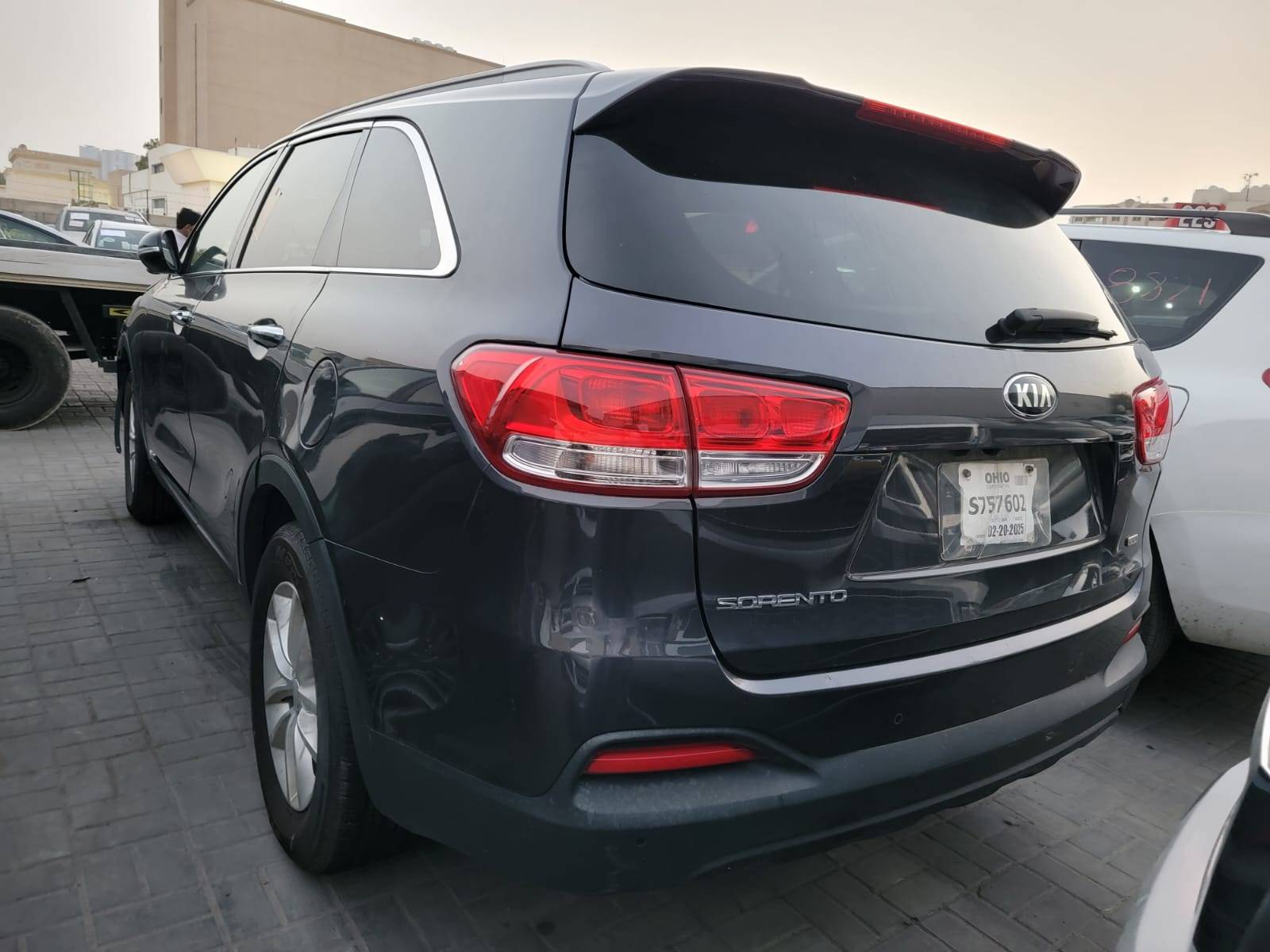 2017 KIA SORENTO — 137109 Miles — Lot 1647359 — Main - Marhaba Auctions Used Cars - Image 3
