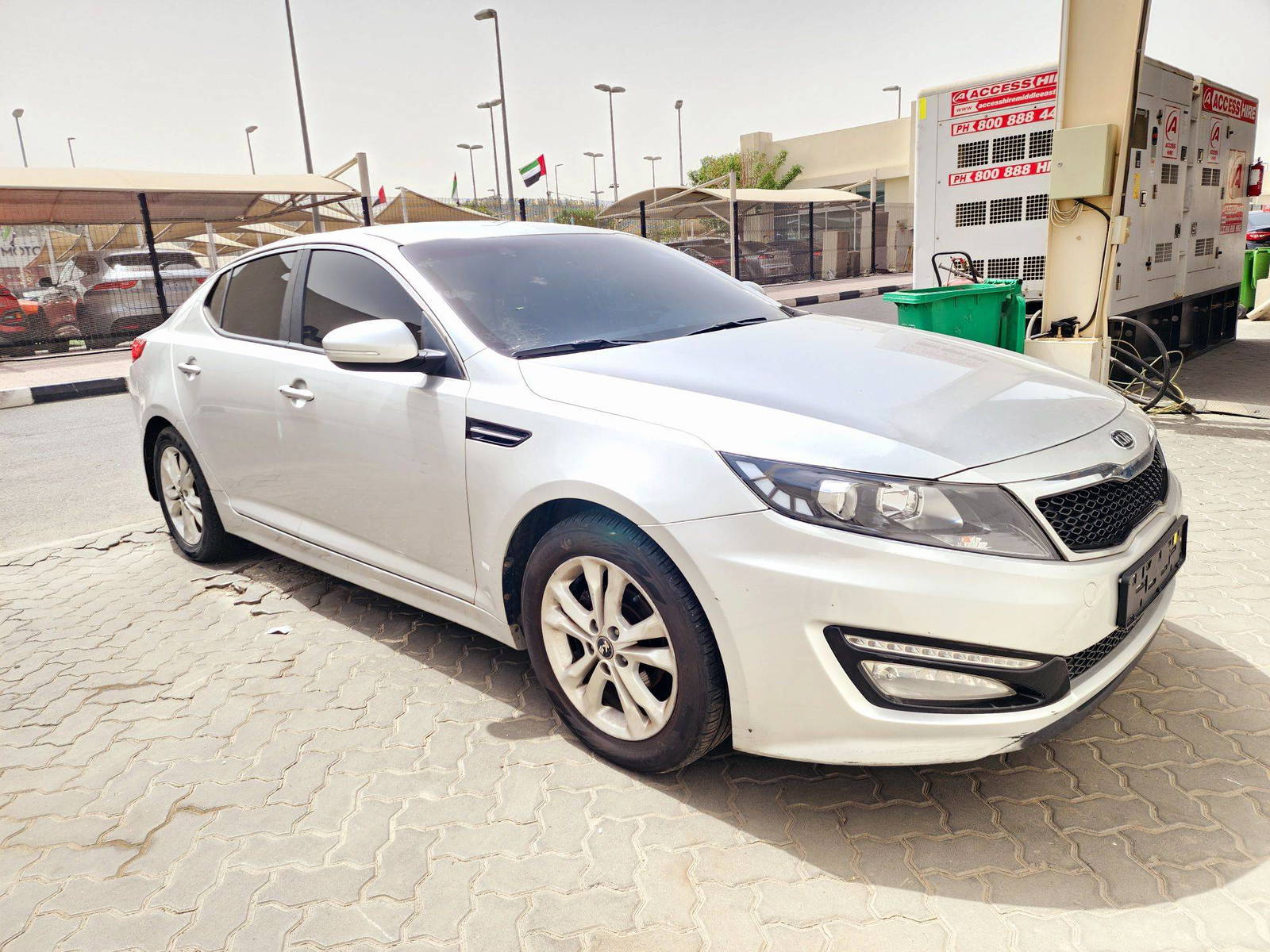 2011 KIA K5 — 244083 KM — Lot 001928 — Souq - Marhaba Auctions Used Cars - Image 4