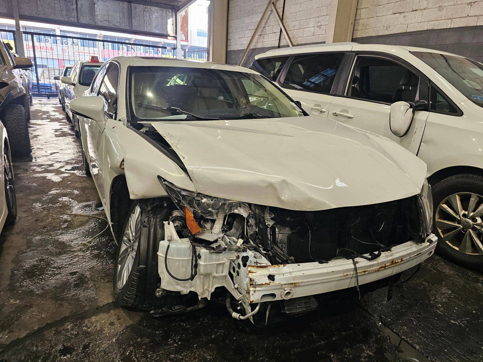 LEXUS ES 350 2015 - Marhaba Auction Used Cars - Image 6