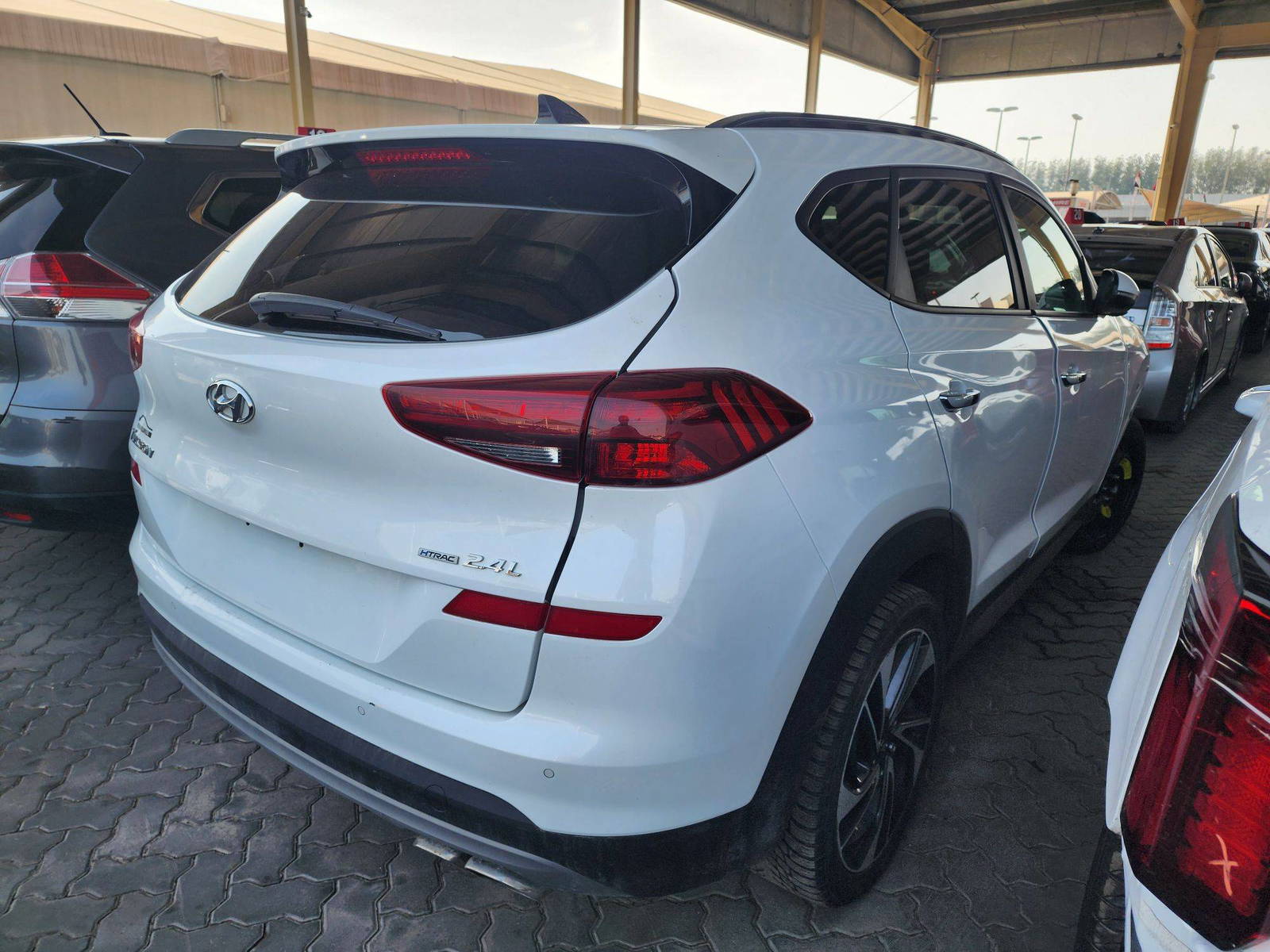 2020 HYUNDAI TUCSON — 84540 KM — Lot 274096 — Souq - Marhaba Auctions Used Cars - Image 3