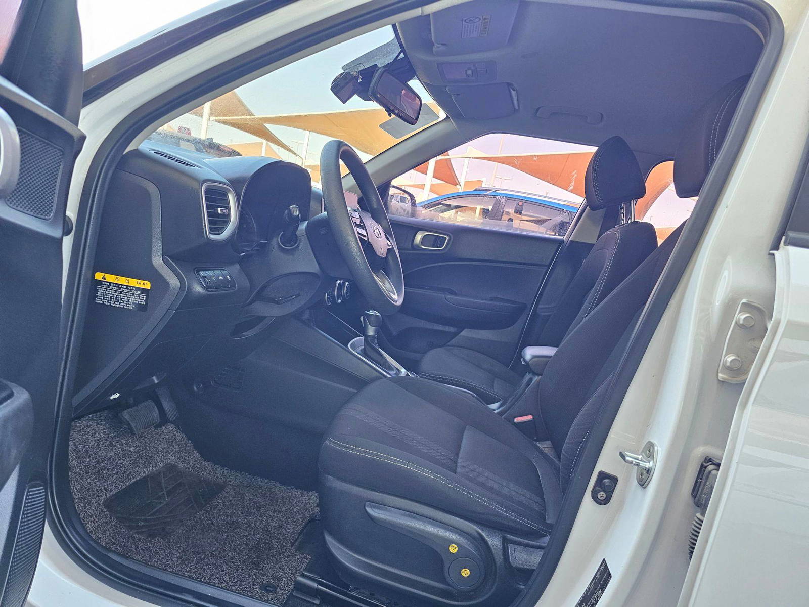 HYUNDAI VENUE SEL 2020 - Marhaba Auction Used Cars - Image 8