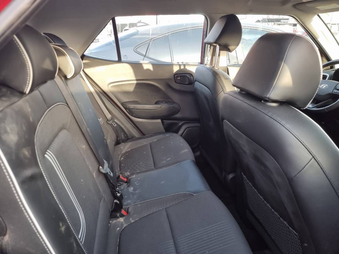 HYUNDAI VENUE SE 2022 - Marhaba Auction Used Cars - Image 6