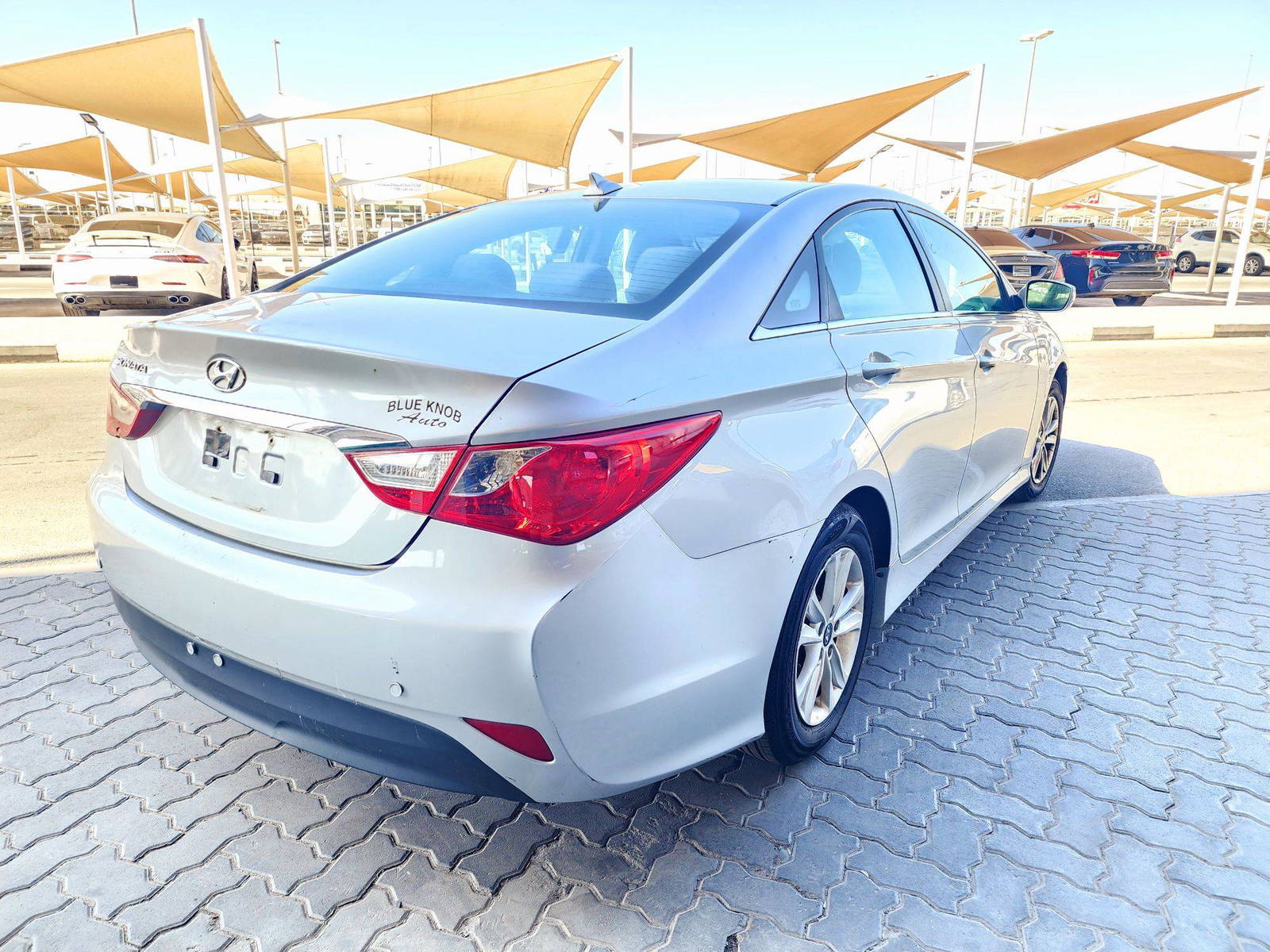 2014 HYUNDAI SONATA — 204072 Miles — Lot 69210424 — Souq - Marhaba Auctions Used Cars - Image 3