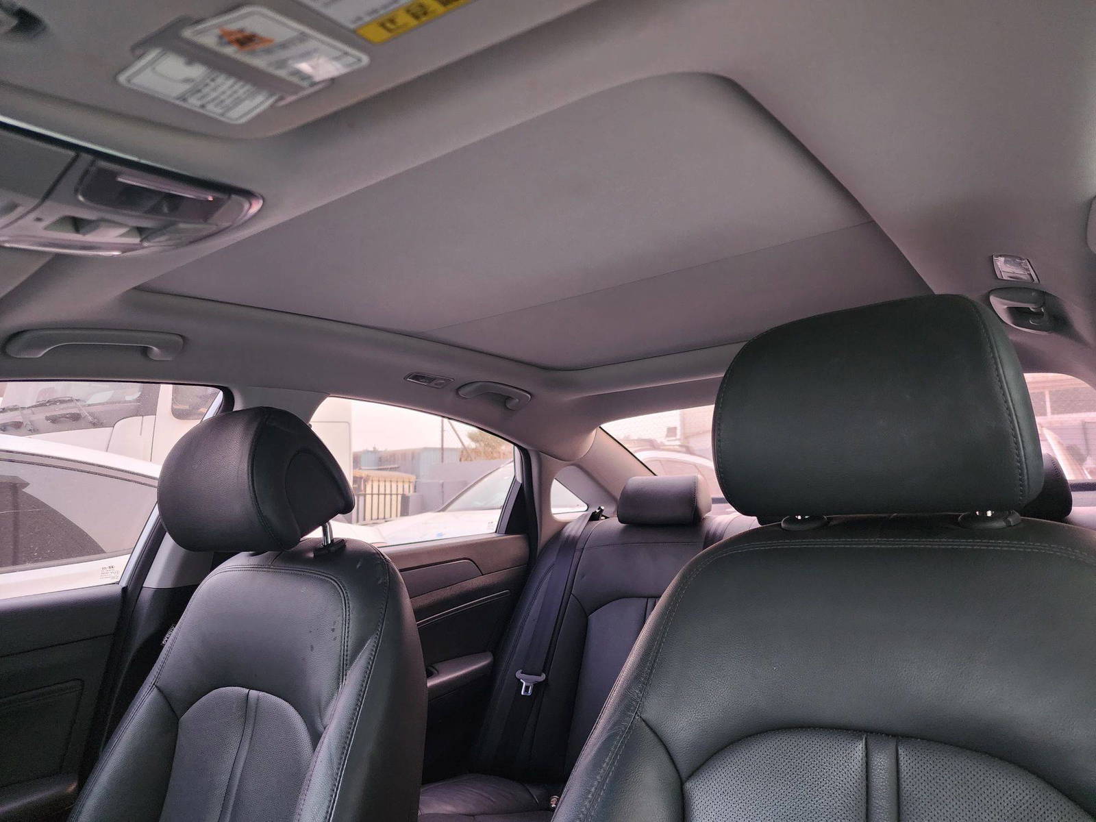 2015 HYUNDAI SONATA — 203085 KM — Lot 004006 — Souq - Marhaba Auctions Used Cars - Image 10