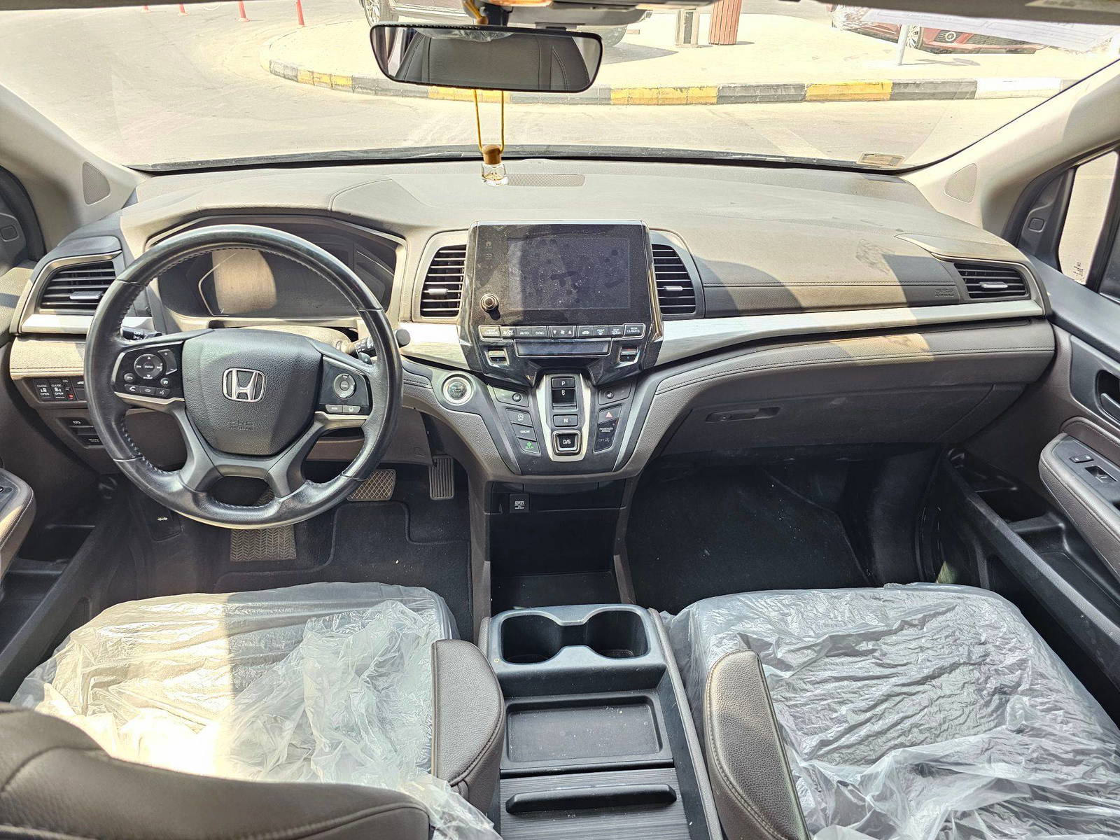 2022 HONDA ODYSSEY — 69745 KM — Lot 4NB035912 — Souq - Marhaba Auctions Used Cars - Image 7