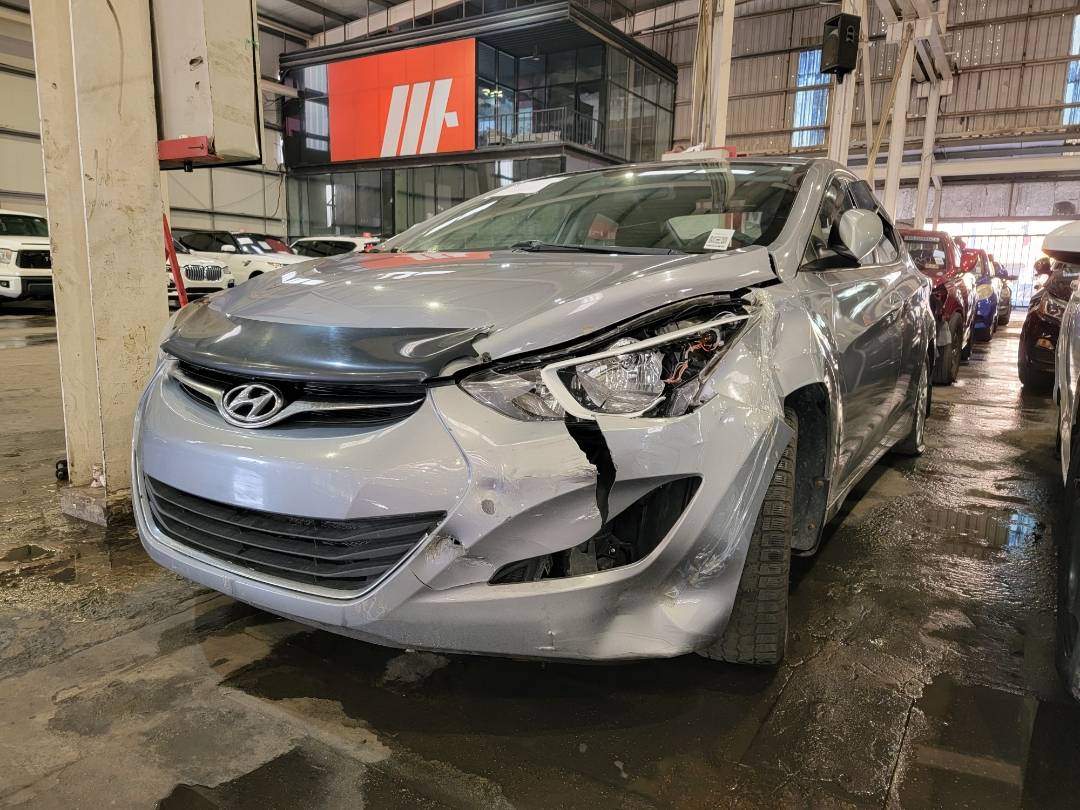2015 HYUNDAI ELANTRA — 212300 KM — Lot H606426 — Main - Marhaba Auctions Used Cars - Image 5