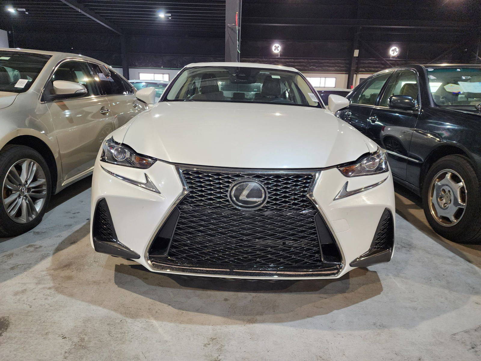 2019 LEXUS IS 300 — 117518 Miles — Lot 5100892 — Al Quoz - Marhaba Auctions Used Cars - Image 5