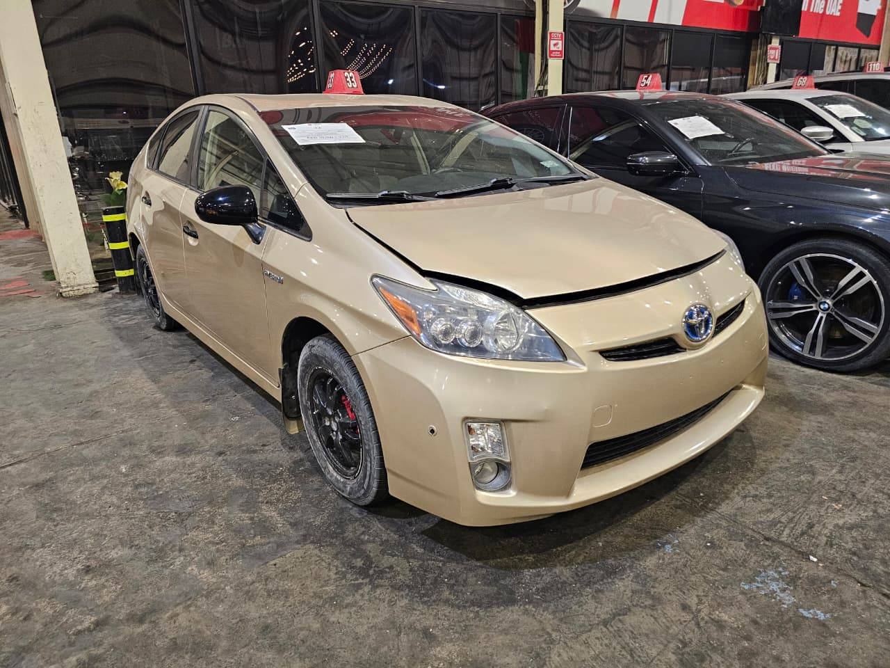 Toyota Prius 2010 view 2