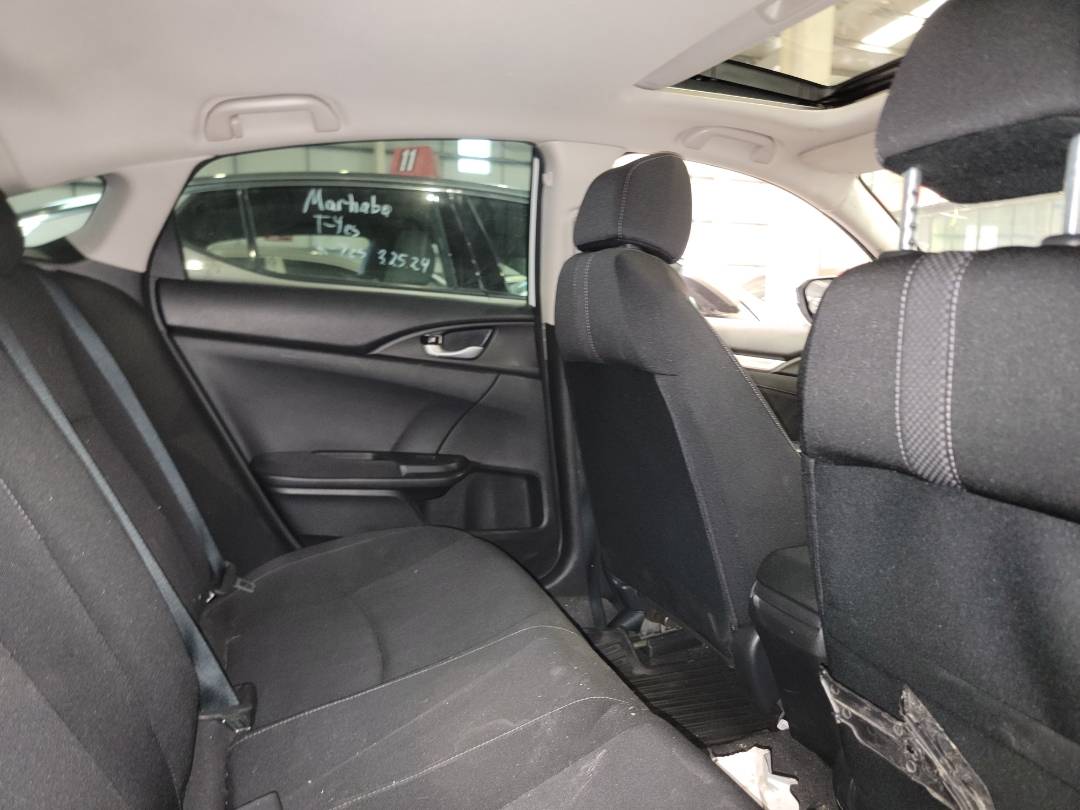 2019 HONDA CIVIC — 96562 KM — Lot 39965574 — Main - Marhaba Auctions Used Cars - Image 6