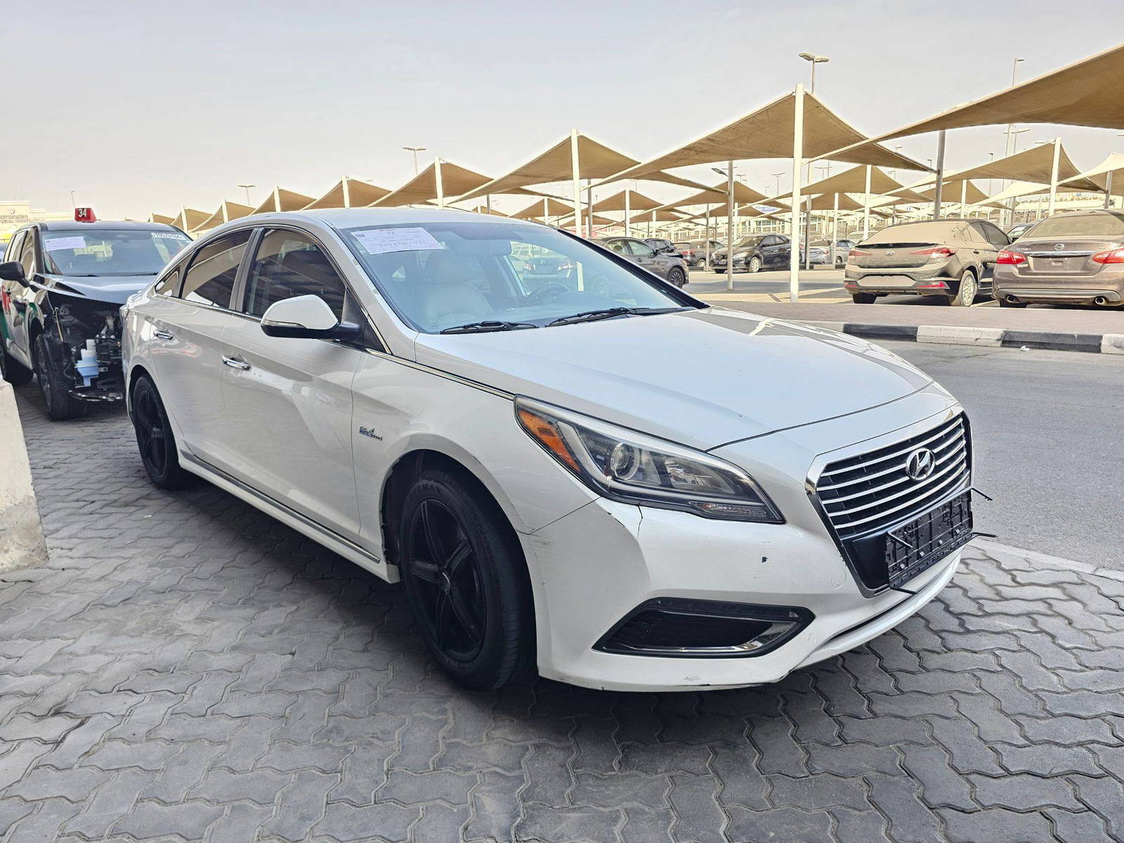 2016 HYUNDAI SONATA — 129674 Miles — Lot 21GA026470 — Souq - Marhaba Auctions Used Cars - Image 3