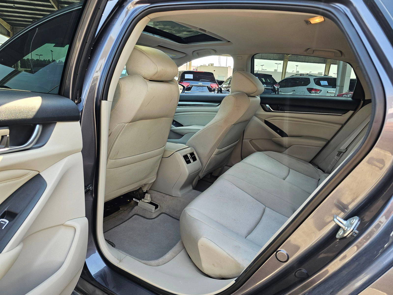 HONDA ACCORD 2022 - Marhaba Auction Used Cars - Image 7