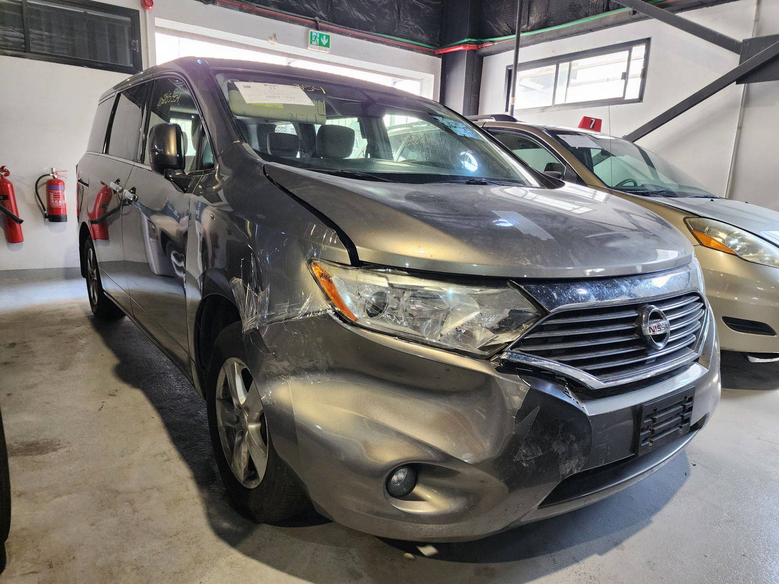 2015 NISSAN QUEST — 168185 Miles — Lot 40285354 — Al Quoz - Marhaba Auctions Used Cars - Image 3