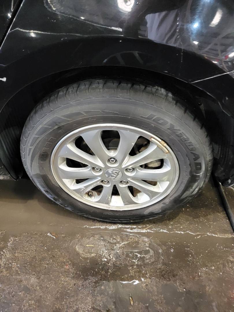 2015 KIA K3 — 115488 KM — Lot 929612 — Main - Marhaba Auctions Used Cars - Image 9