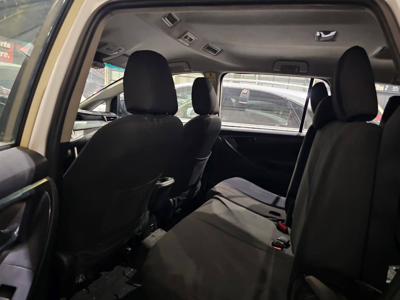 2021 TOYOTA INNOVA — 999999 KM — Lot 0119022 — Main - Marhaba Auctions Used Cars - Image 7