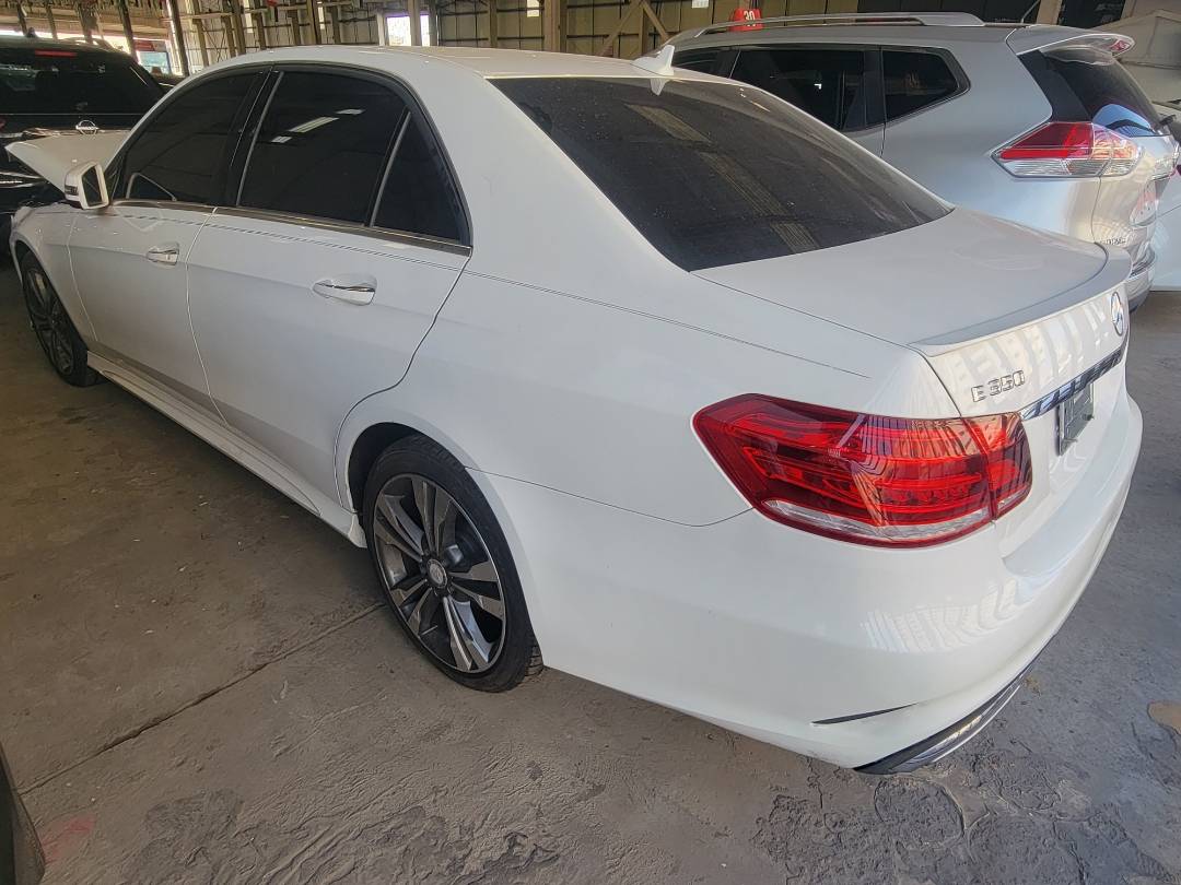 2014 MERCEDES BENZ E 350 — 138505 Miles — Lot EB031284 — Main - Marhaba Auctions Used Cars - Image 4