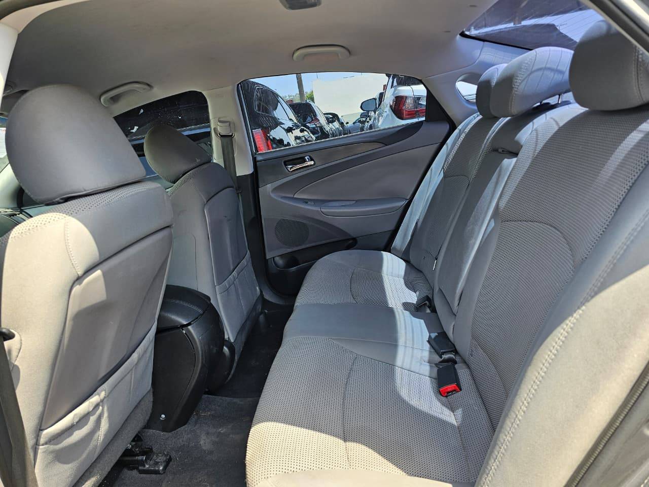 2013 HYUNDAI SONATA — 174182 Miles — Lot H722343 — Souq - Marhaba Auctions Used Cars - Image 10