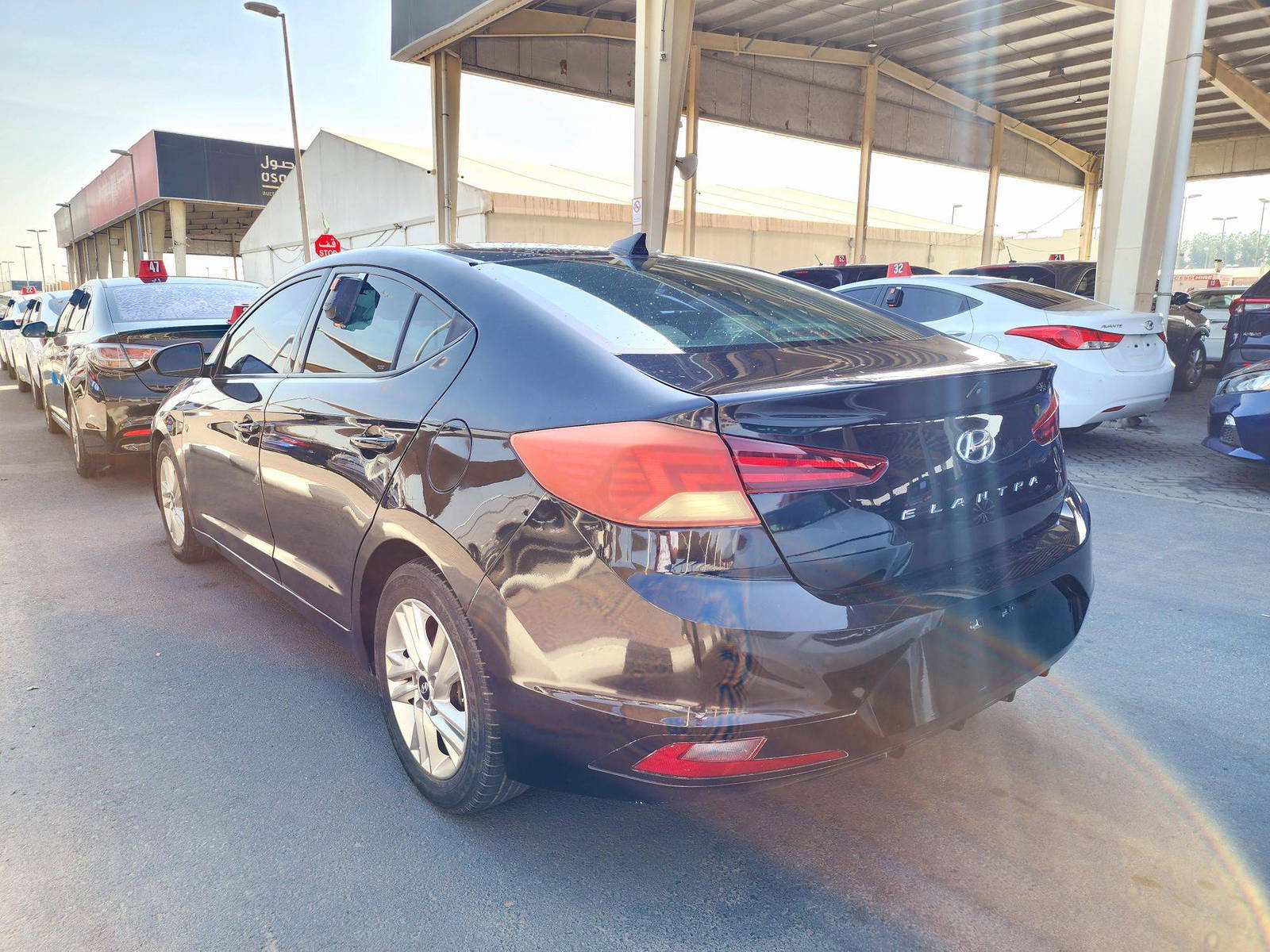 2020 HYUNDAI ELANTRA — 22158 Miles — Lot LH503029 — Souq - Marhaba Auctions Used Cars - Image 3