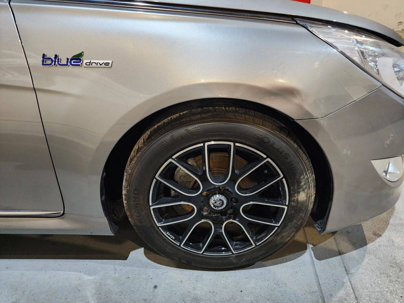 2012 HYUNDAI SONATA — 154472 KM — Lot 10936 — Al Quoz - Marhaba Auctions Used Cars - Image 11