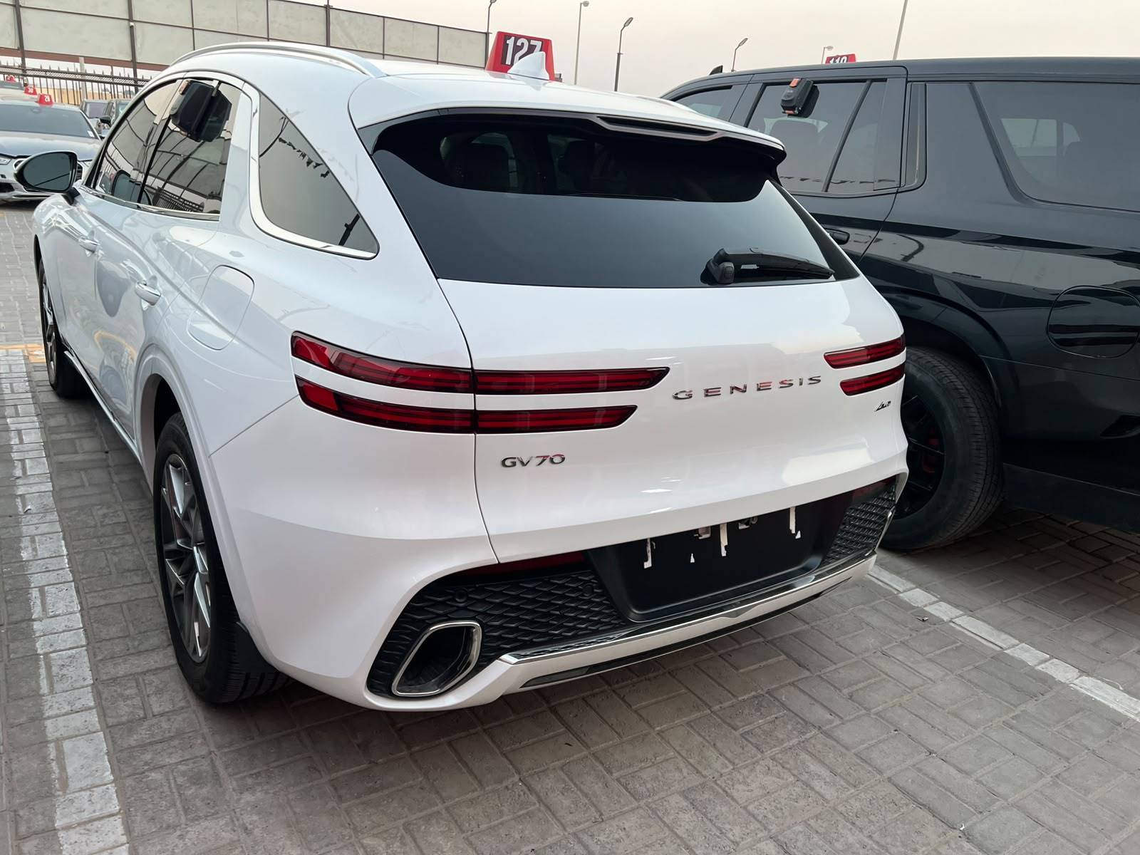 2025 GENESIS GV70 — 1843 KM — Lot SH035022 - Marhaba Auctions Used Cars - Image 7