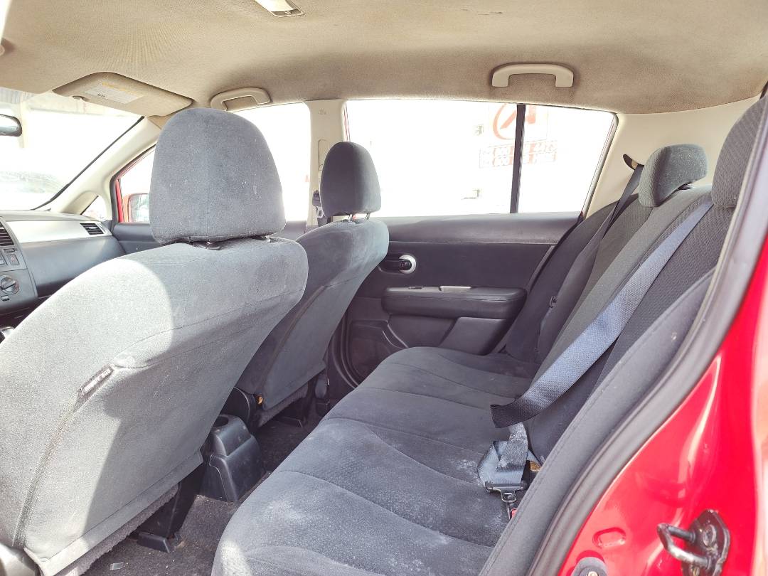 2010 NISSAN VERSA — 204566 Miles — Lot 39154412 — Souq - Marhaba Auctions Used Cars - Image 8