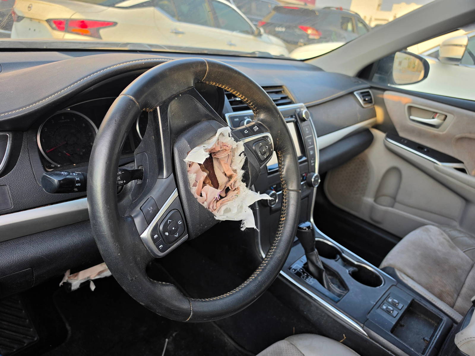 2016 TOYOTA CAMRY — 204444 Miles — Lot 74472095 - Marhaba Auctions Used Cars - Image 9