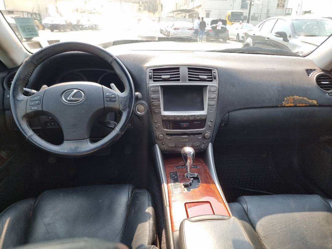 2007 LEXUS IS 250 — 166868 Miles — Lot 15605 — Ind. 12 - Marhaba Auctions Used Cars - Image 7