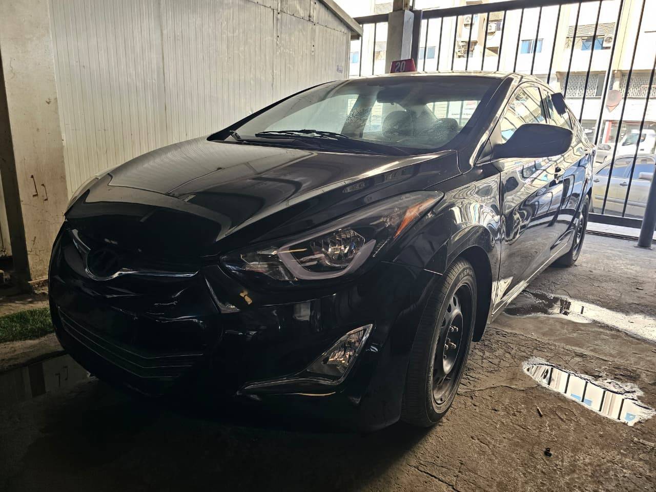 2015 HYUNDAI ELANTRA — 203761 KM — Lot 0FH584150 — Main - Marhaba Auctions Used Cars - Image 2