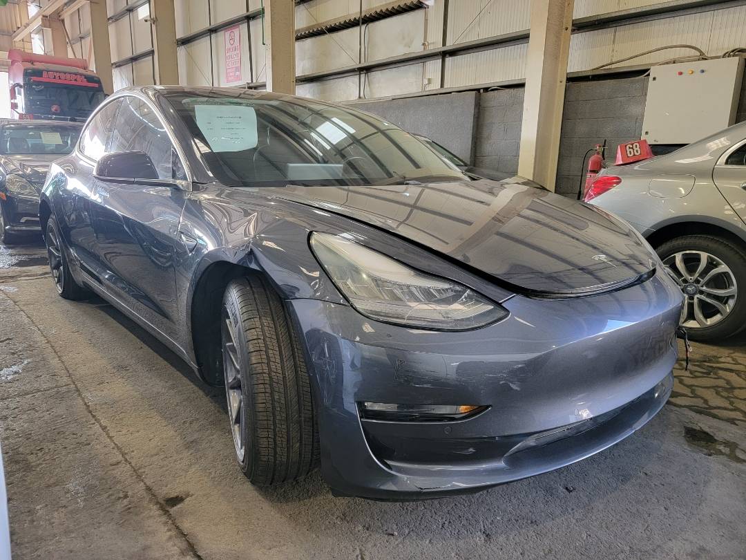 2018 TESLA MODEL 3 — 65483 Miles — Lot F028080 — Main - Marhaba Auctions Used Cars - Image 5
