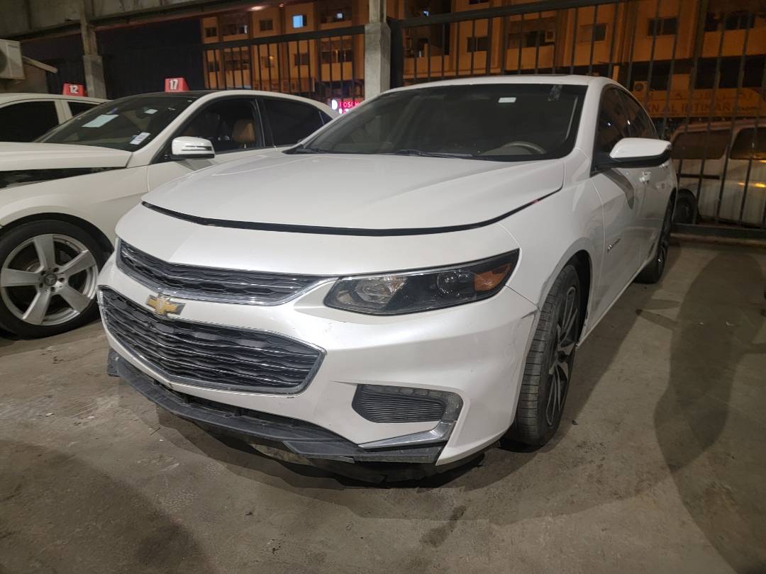 2017 CHEVROLET MALIBU — 134530 Miles — Lot T2HF142509 — Main - Marhaba Auctions Used Cars - Image 4