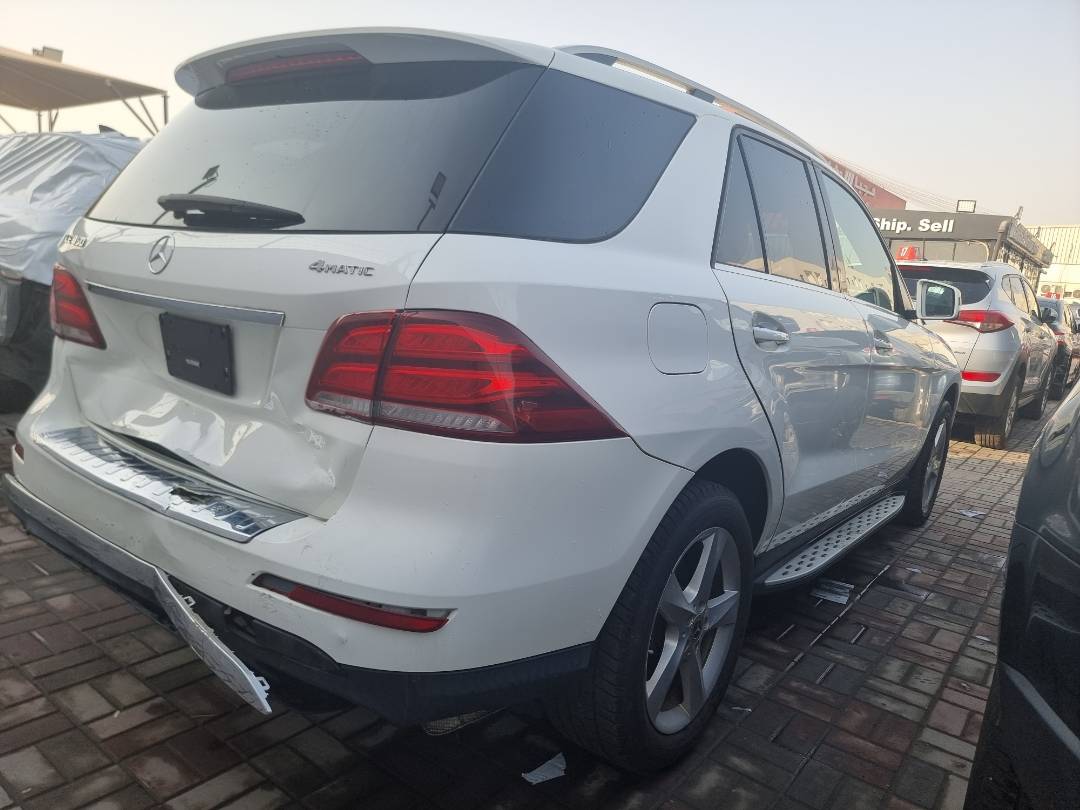 2018 MERCEDES BENZ GLE 350 — 64970 Miles — Lot 122614 — Ind. 12 - Marhaba Auctions Used Cars - Image 4