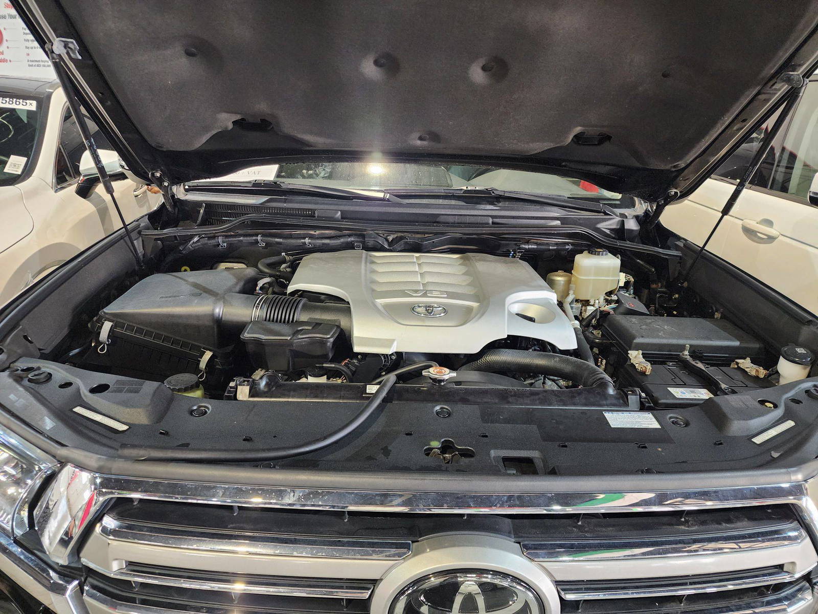 2019 TOYOTA LAND CRUISER — 60613 Miles — Lot 085486 — Ind. 12 - Marhaba Auctions Used Cars - Image 8