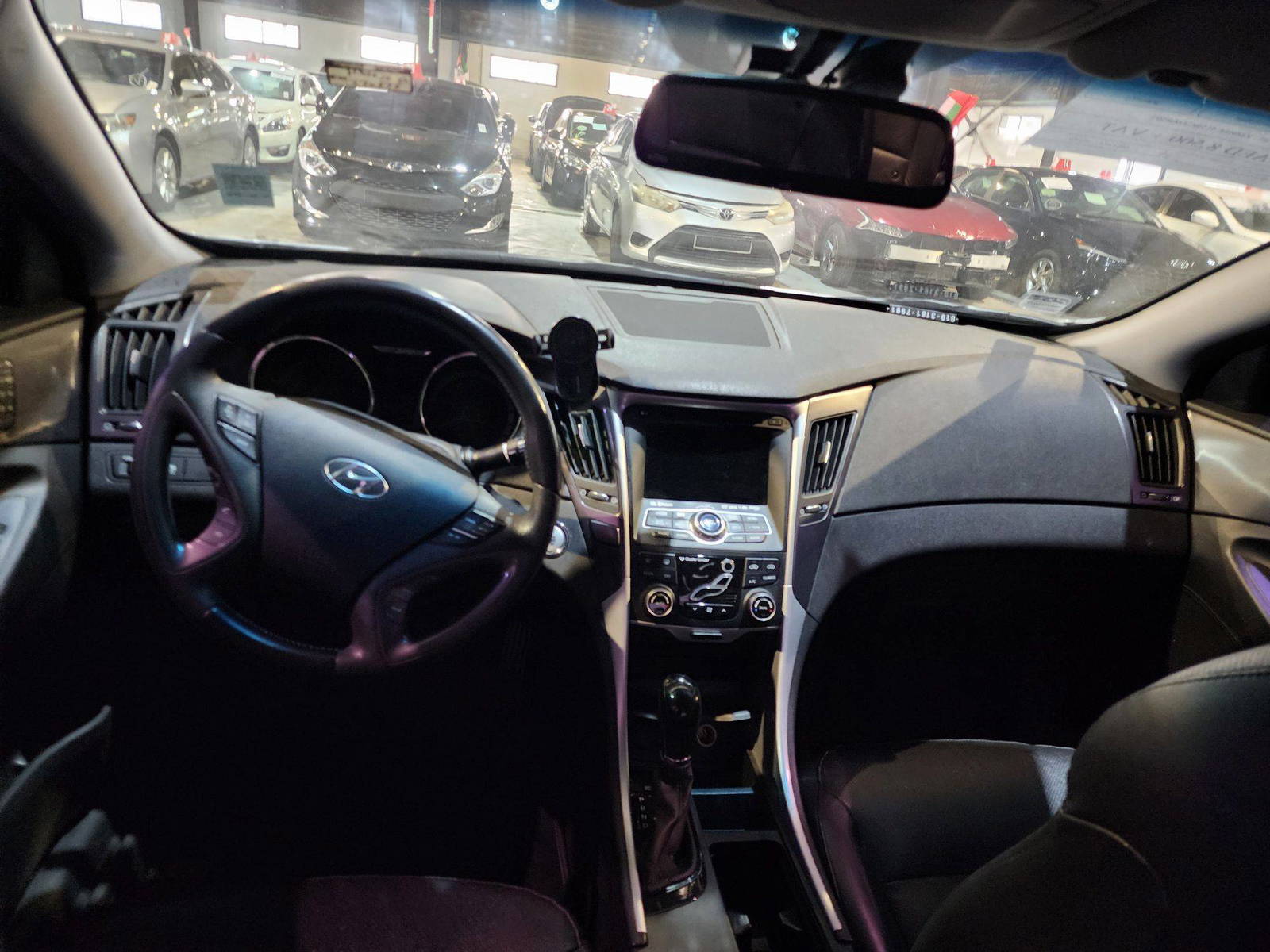 2012 HYUNDAI SONATA — 270535 KM — Lot 008503 — Al Quoz - Marhaba Auctions Used Cars - Image 8