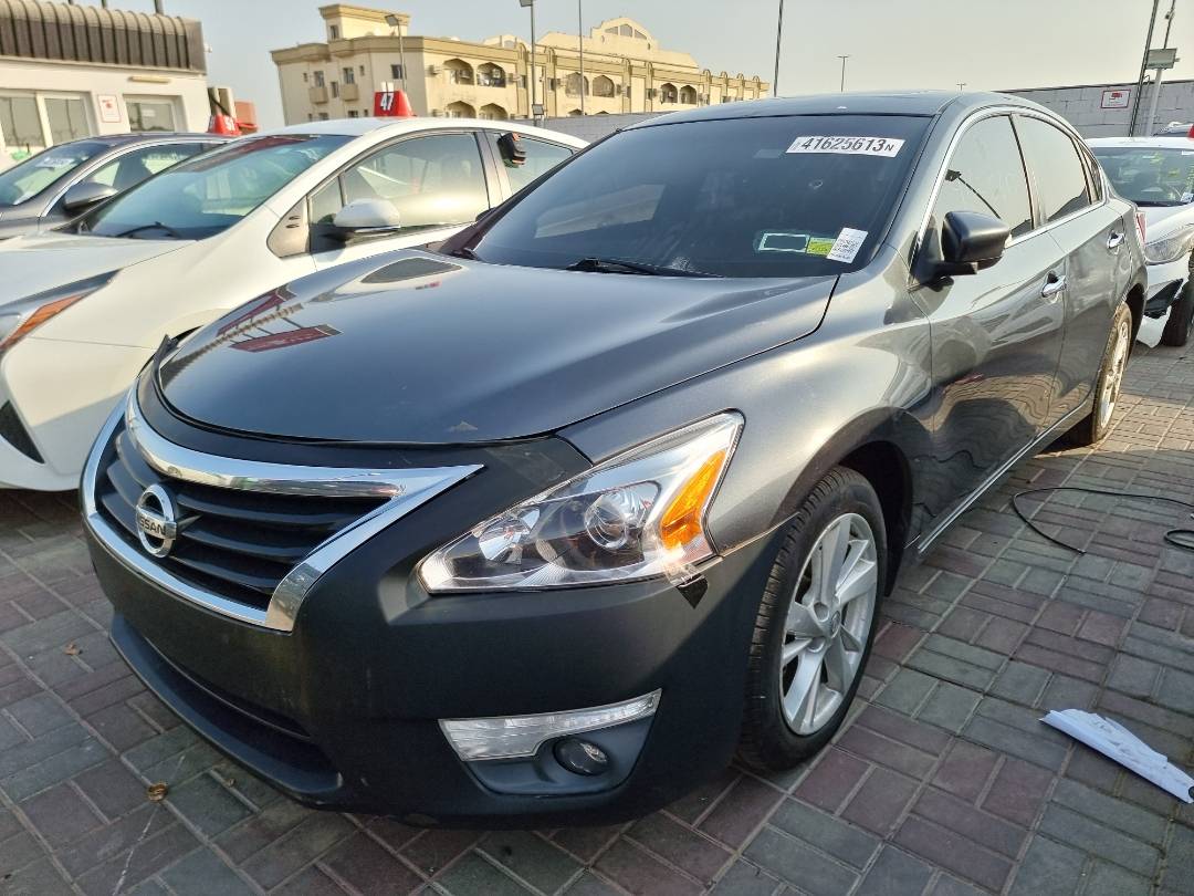 2013 NISSAN ALTIMA — 93889 Miles — Lot 215478 — Ind. 12 - Marhaba Auctions Used Cars - Image 4