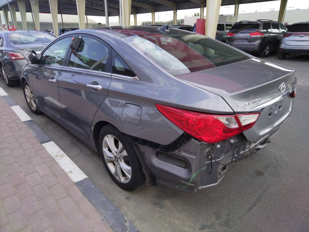2012 HYUNDAI SONATA — 157837 Miles — Lot 71230323 - Marhaba Auctions Used Cars - Image 4