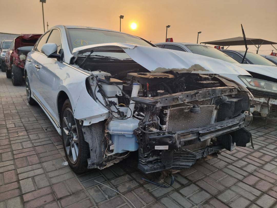 2018 HYUNDAI SONATA — 122904 Miles — Lot 688144 — Main - Marhaba Auctions Used Cars - Image 6